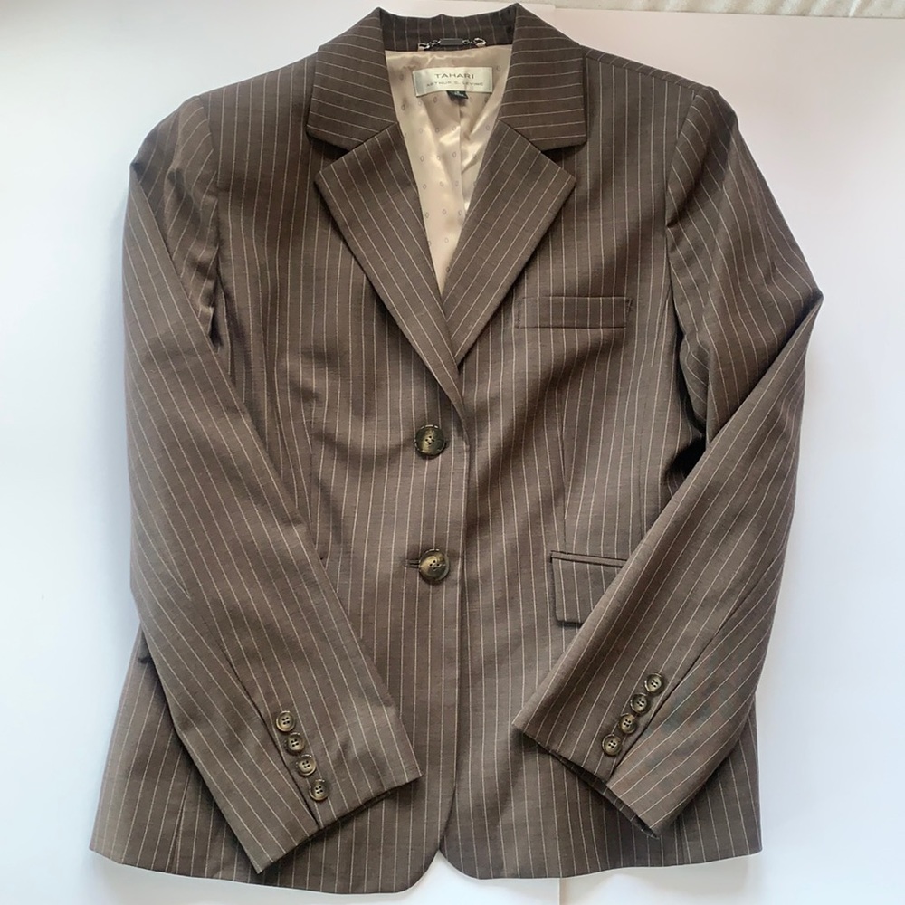 Tahari by ASL Women's Brown pinstriped Pants Suit Sz 16 Career business Work